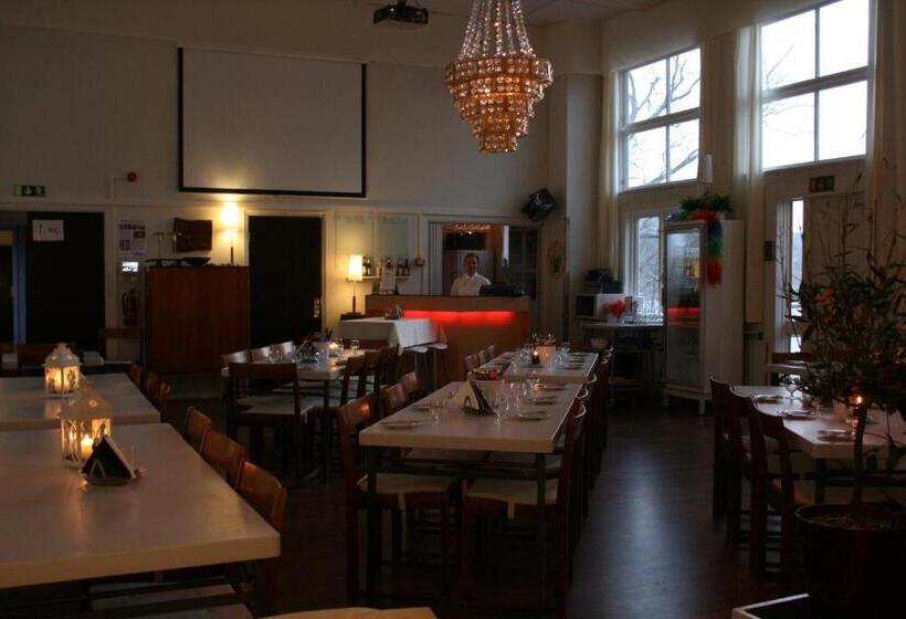 Trehörna Wärdhus & Vandrarhem