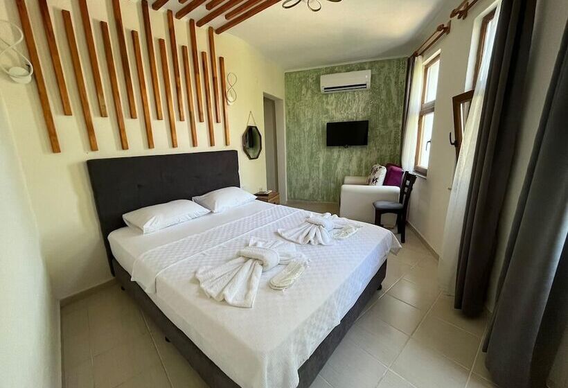 Akar Butik Otel Gökçeada