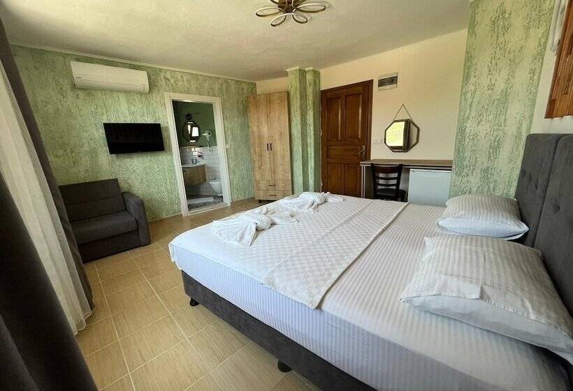 Akar Butik Otel Gökçeada