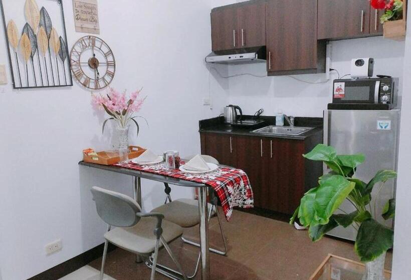 هاستل Nearby Airport T3 At Stamford Mckinley Hill Few Walk To Venice Piazza T116f