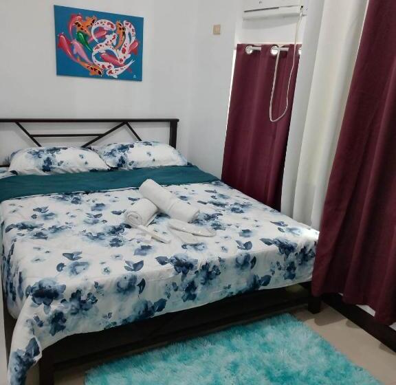 هاستل Nearby Airport T3 At Stamford Mckinley Hill Few Walk To Venice Piazza T116f