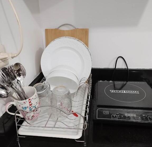 هاستل Nearby Airport T3 At Stamford Mckinley Hill Few Walk To Venice Piazza T116f