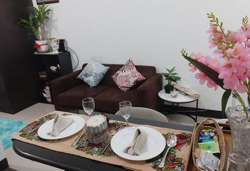 هاستل Nearby Airport T3 At Stamford Mckinley Hill Few Walk To Venice Piazza T116f