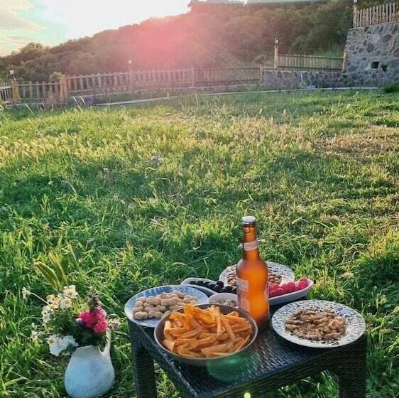 Assos Karadut Taş Otel