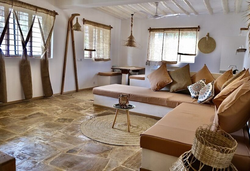مبيت وإفطار Antares Villa