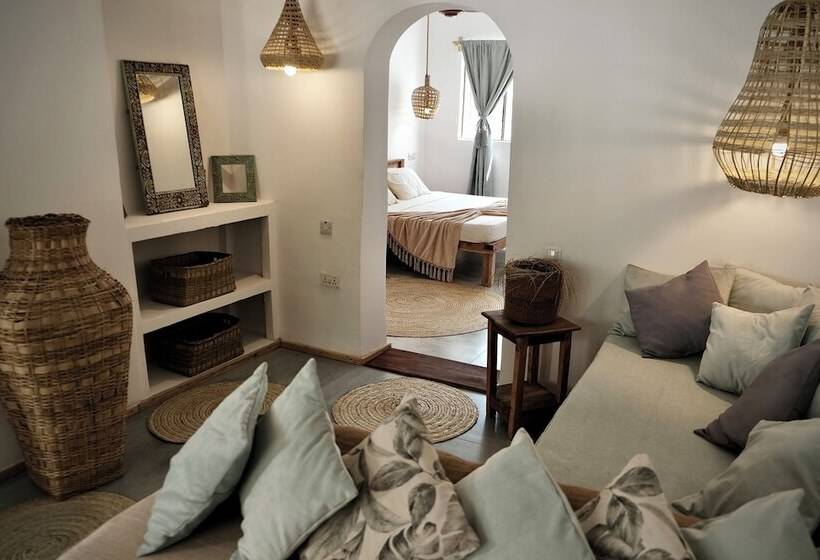 ベッドアンドブレックファースト Antares Villa