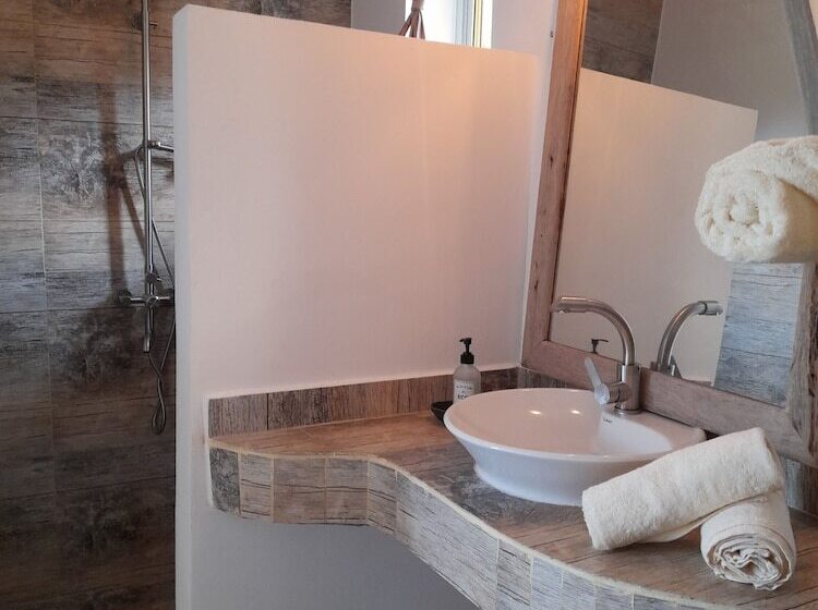 ベッドアンドブレックファースト Antares Villa