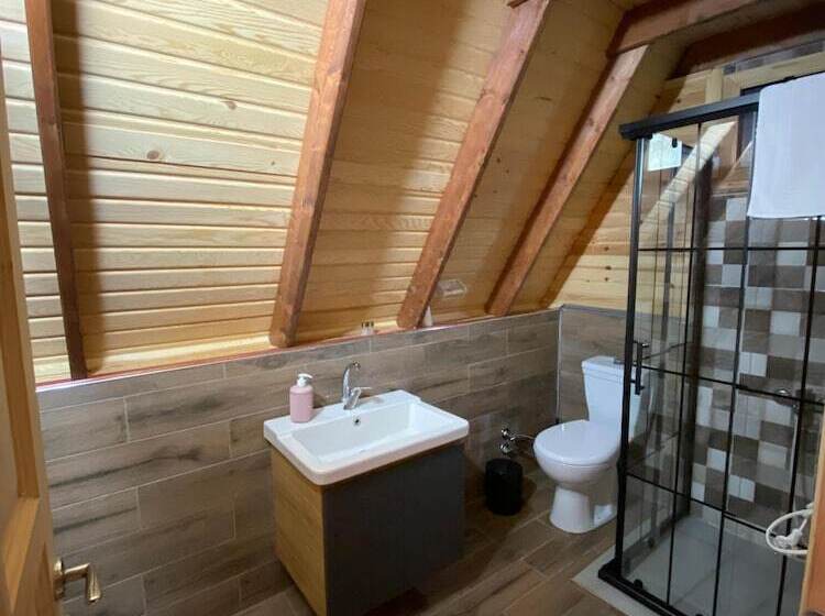 Bed and Breakfast Pafuli Bungalov