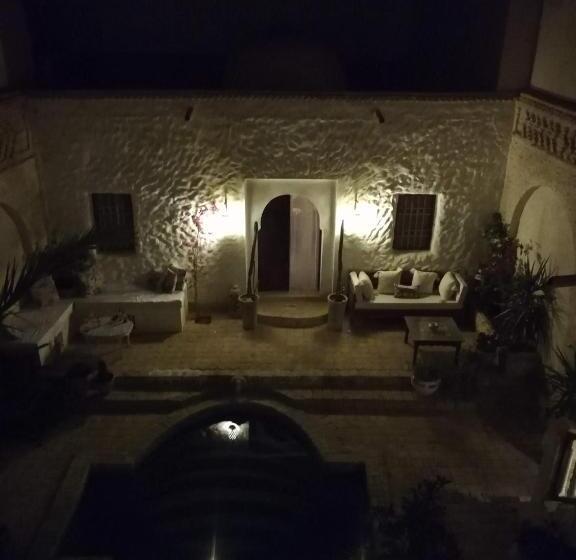 Bed and Breakfast Riad Dar El Caid Palais Xiii Siecle