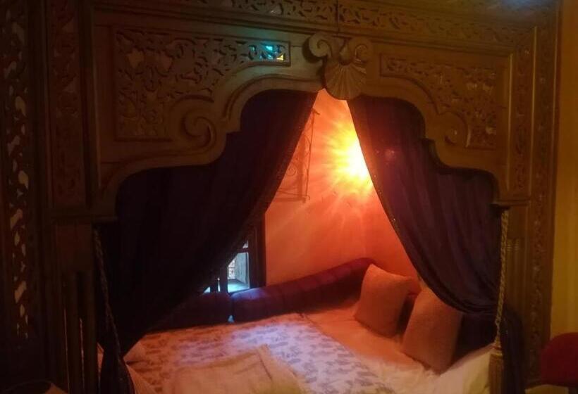 Bed and Breakfast Riad Dar El Caid Palais Xiii Siecle