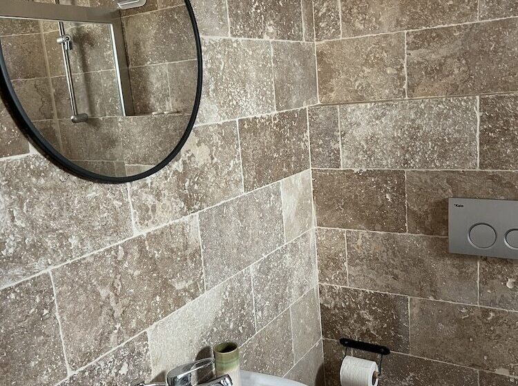 민박 Theia Boutique