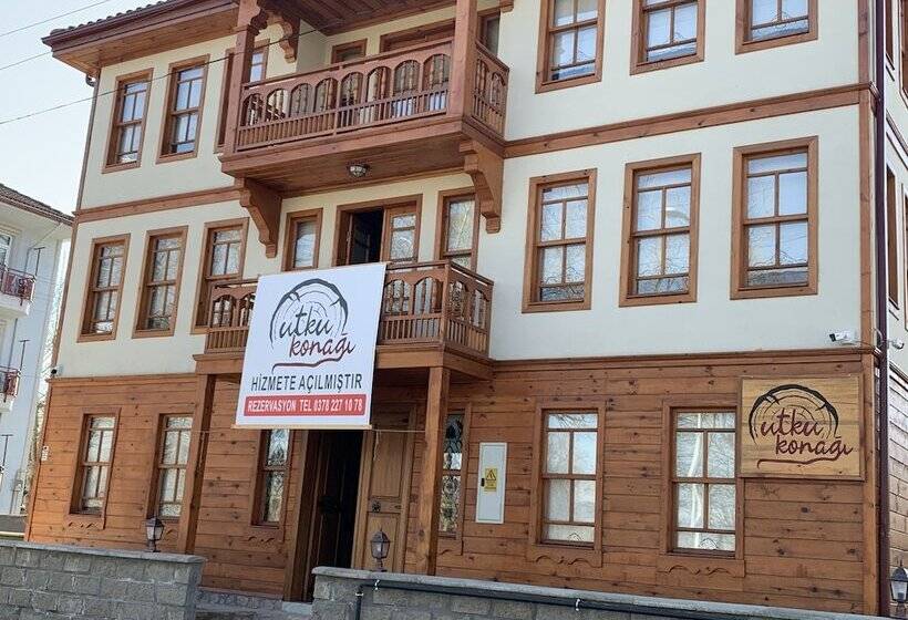 مبيت وإفطار Utku Konağı