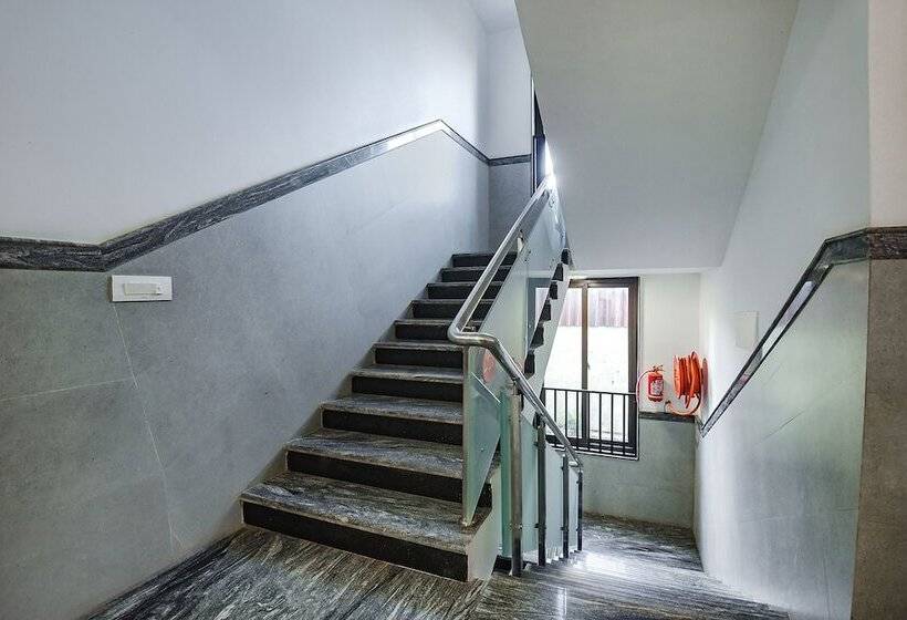 Fabhotel Comfort Prime Infantaria