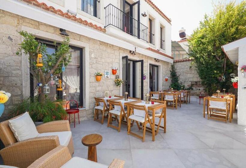 פונדק Portakal Cicegi Alaçatı