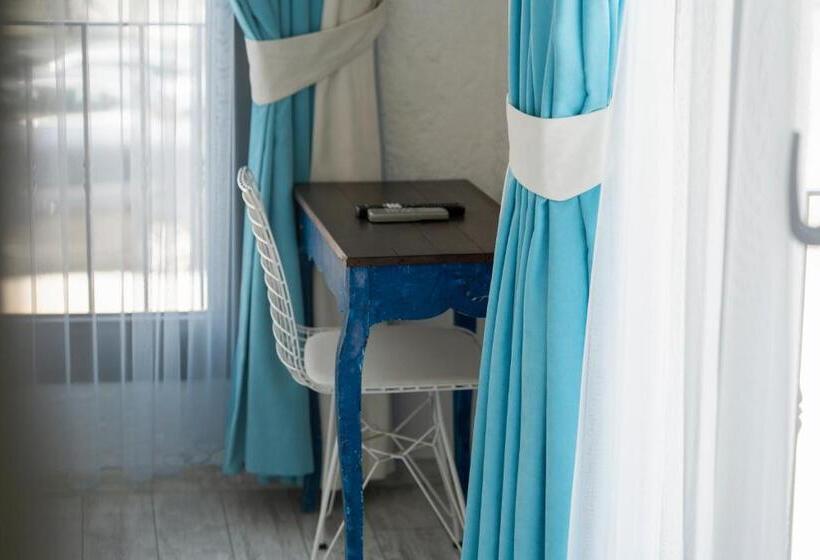 פונדק Portakal Cicegi Alaçatı