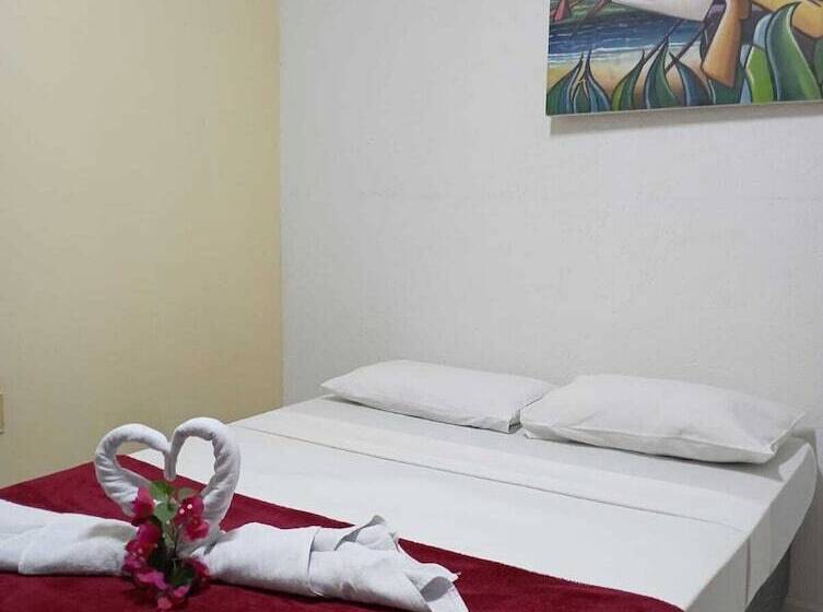 Hostel Pousada Flor De Paris