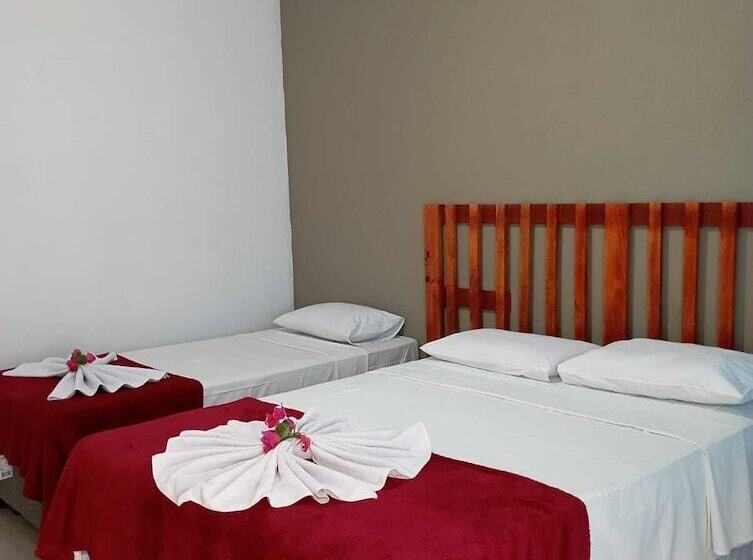 Hostel Pousada Flor De Paris