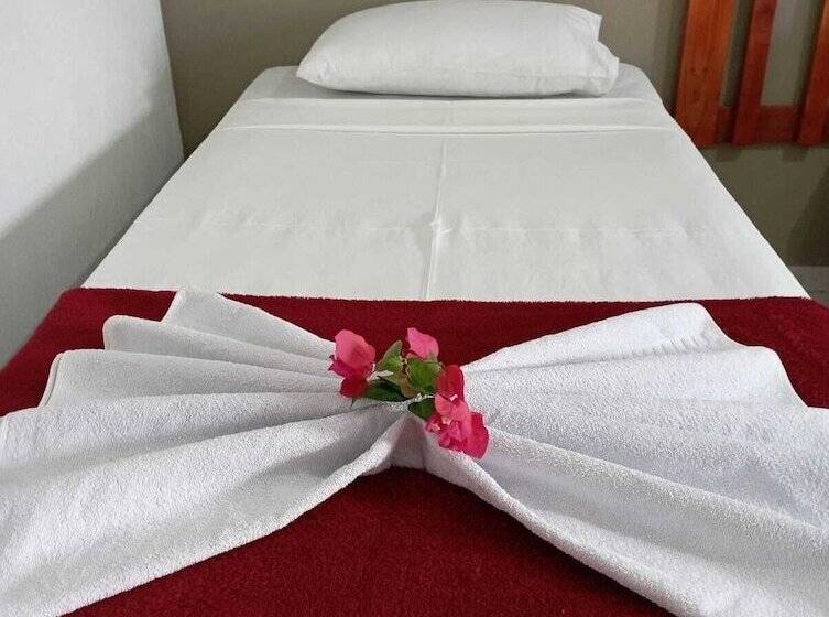 Hostel Pousada Flor De Paris