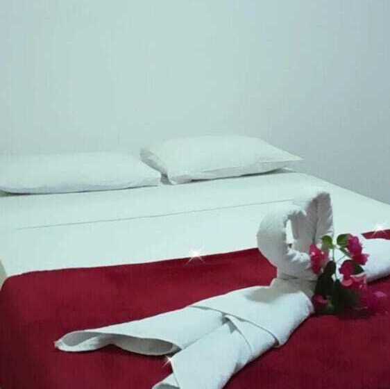 Hostel Pousada Flor De Paris