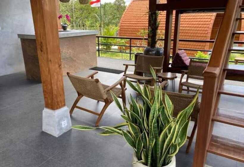 בית מלון כפרי Antagana Retreat