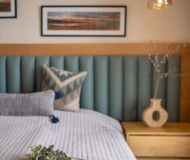 ホテル Avalon Cottages Kanatal