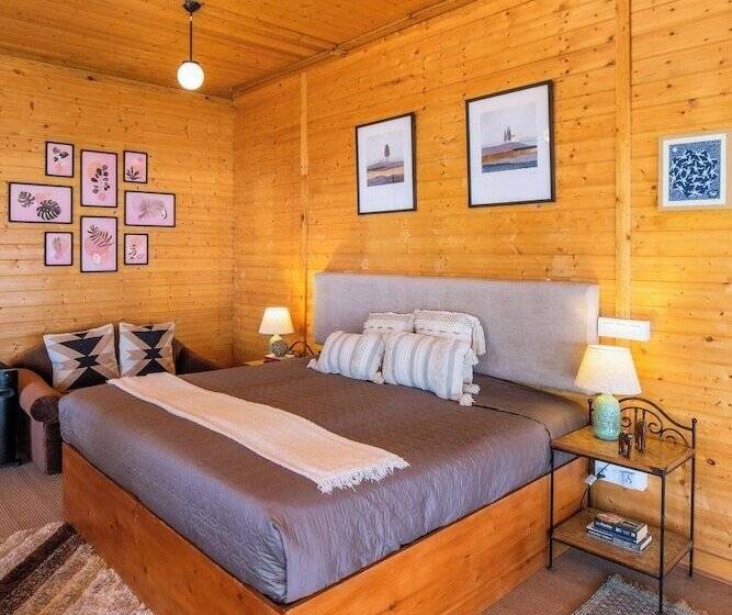 ホテル Avalon Cottages Kanatal