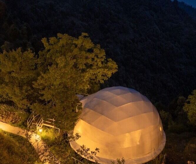 ホテル Avalon Cottages Kanatal