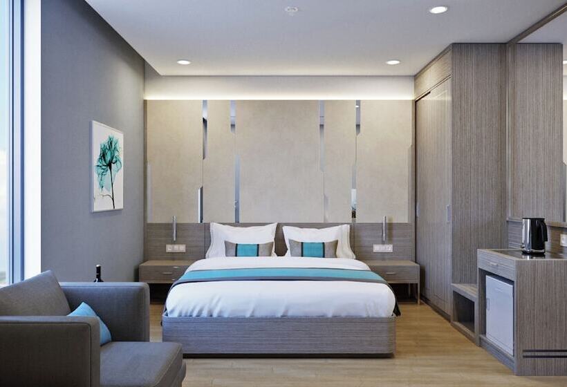 هتل Awaken Danang