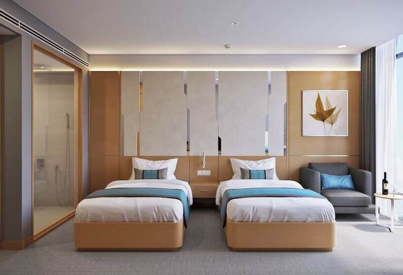 هتل Awaken Danang