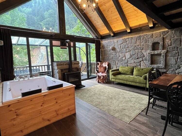 בית מלון כפרי Ayder Vanak Stone Suites