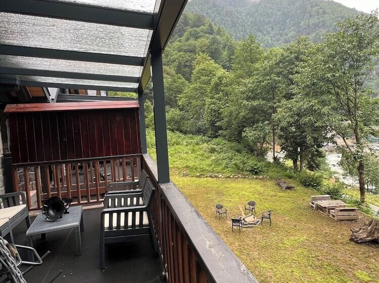 ホテル Ayder Vanak Stone Suites