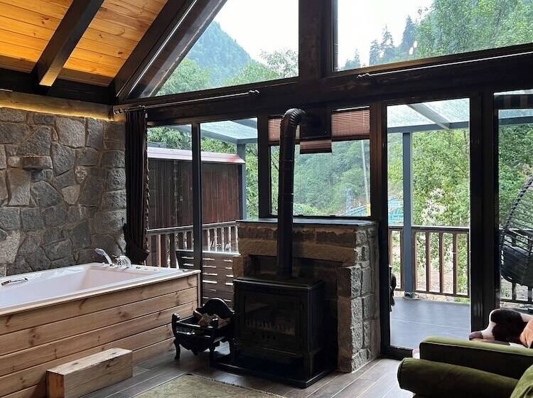 בית מלון כפרי Ayder Vanak Stone Suites