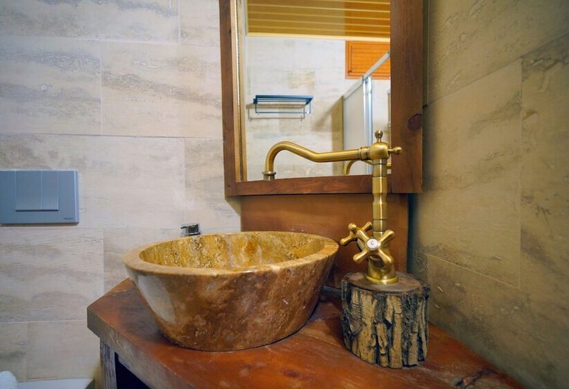 בית מלון כפרי Babili Cappadocia Cave