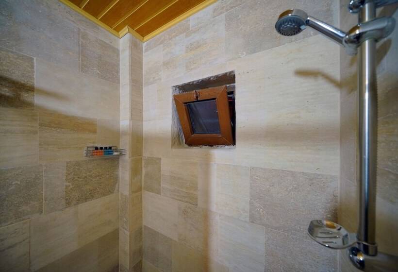 בית מלון כפרי Babili Cappadocia Cave