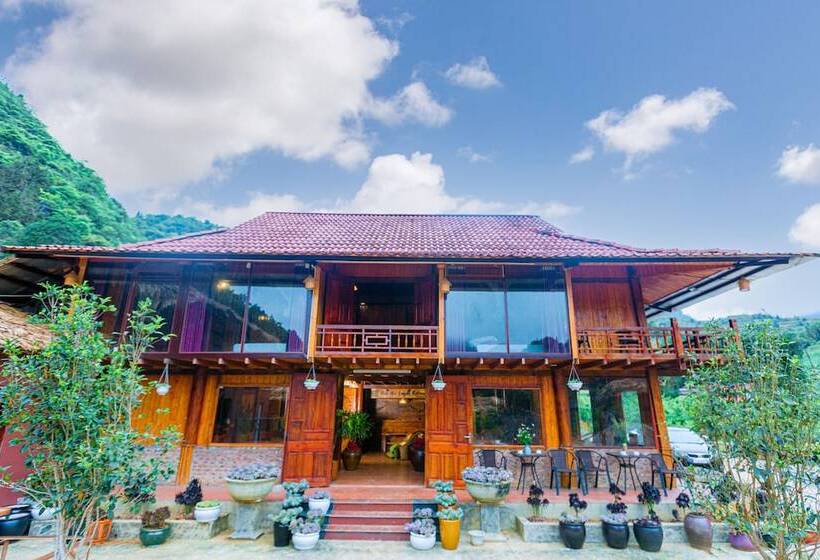 هتل Bac Ha Lodge Retreat