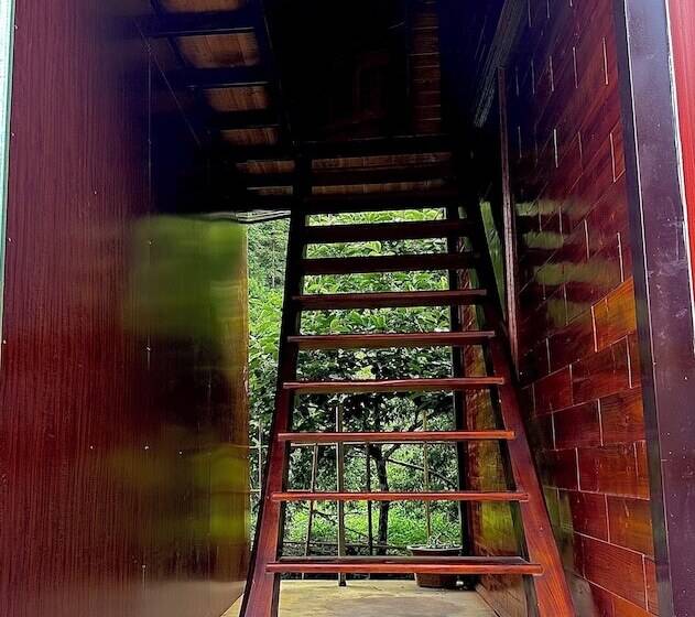 هتل Bac Ha Lodge Retreat