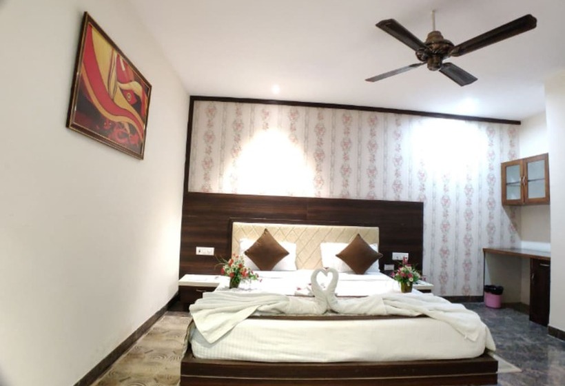 בית מלון כפרי Badrika Inn