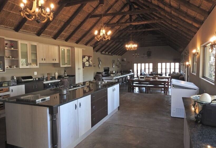 ホテル Balule Bushveld Safari Lodge
