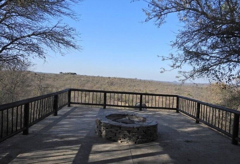 בית מלון כפרי Balule Bushveld Safari Lodge
