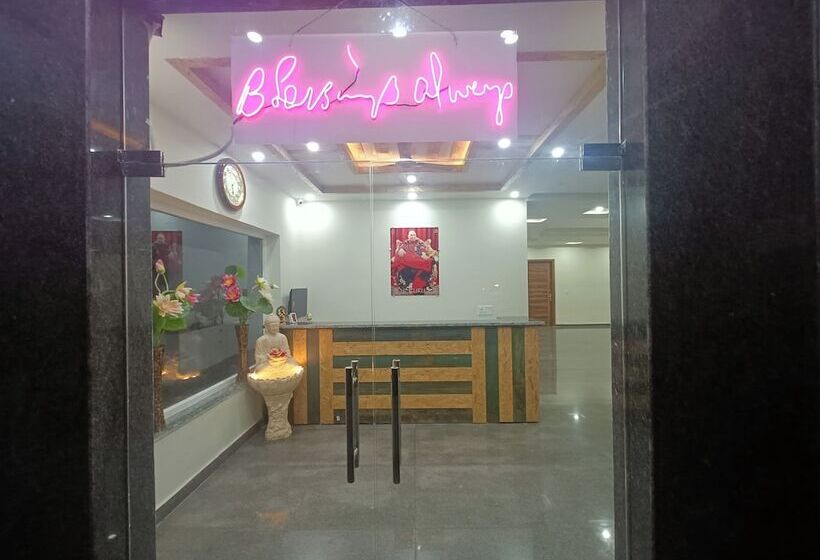فندق Blessings Always Homestay