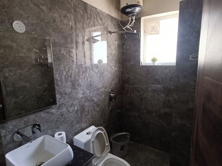 فندق Blessings Always Homestay