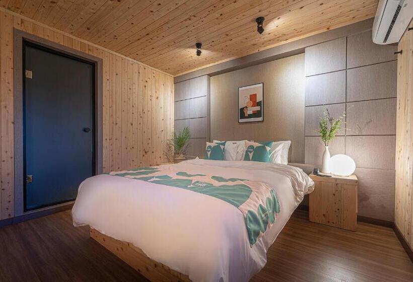 By Ths Valentine Hotel Incheon