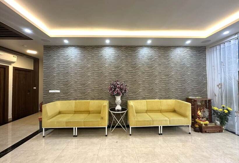 هتل Capital O 1194 Bee