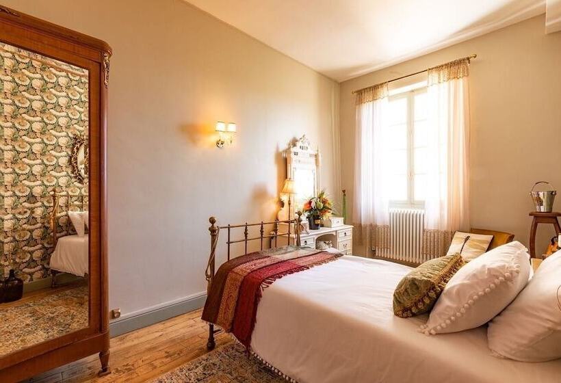 ホテル Champagne House