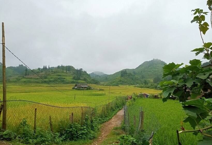 هتل Bac Ha Charm Stay