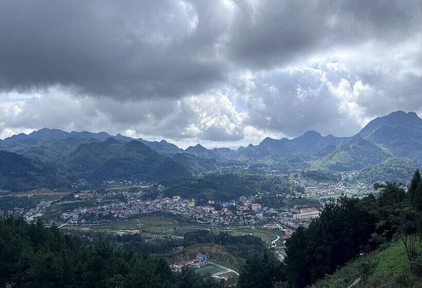 هتل Bac Ha Charm Stay