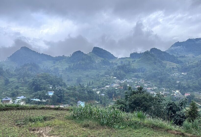 هتل Bac Ha Charm Stay