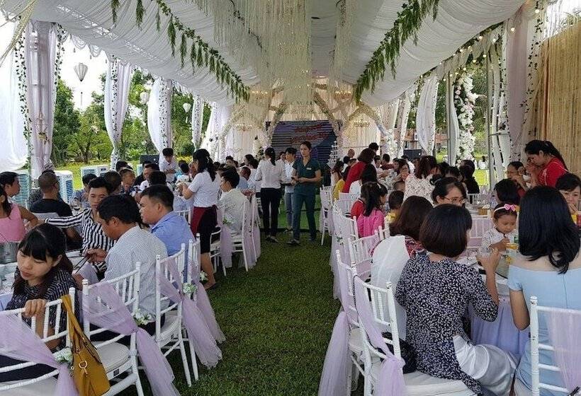 هتل Cuc Phuong Resort