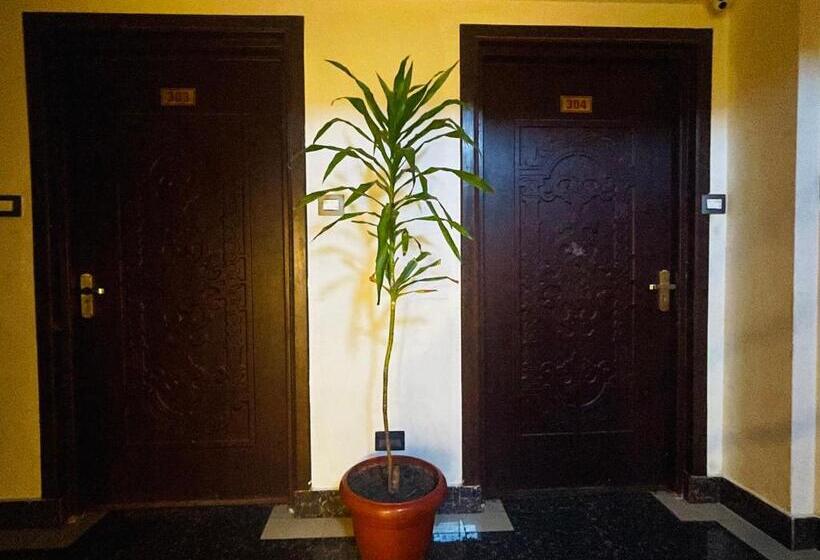 فندق De Universal