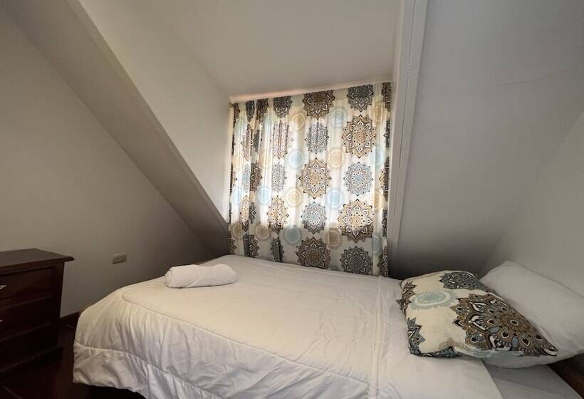 هتل Deluxe Volcán